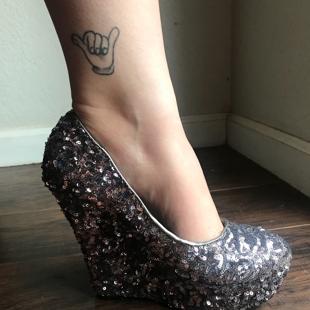 Sparkly Wedges